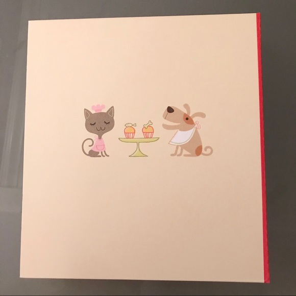 New Kids Recipe Organizer from Hallmark - Picture 2 of 5
